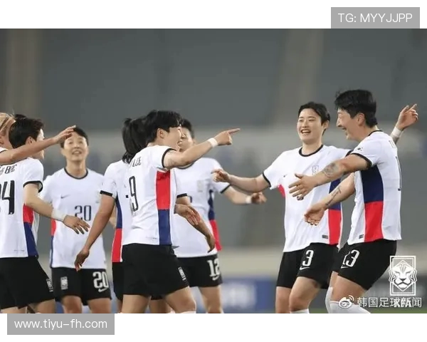 亚洲杯激战正酣：各队实力碰撞，精彩纷呈的赛事背后暗潮汹涌